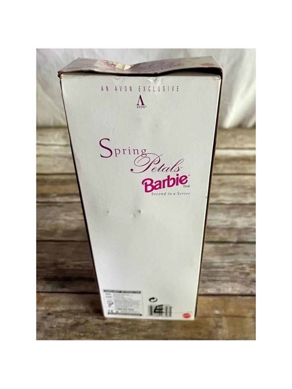NEW SPRING PETALS BARBIE(1996) - Picture 4 of 6